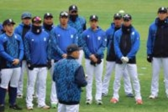 【DeNA】沖縄キャンプから帰還　横浜スタジアムで今季初の全体練習