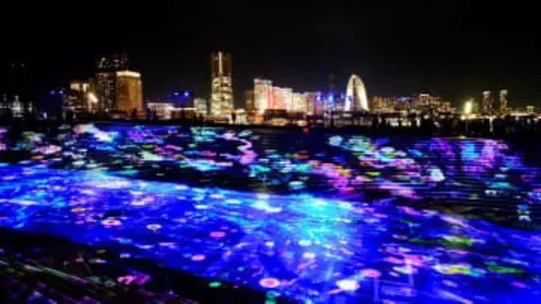 横浜の臨海部彩る恒例のイルミイベント　4日開幕、内覧会で咲き乱れる光の花