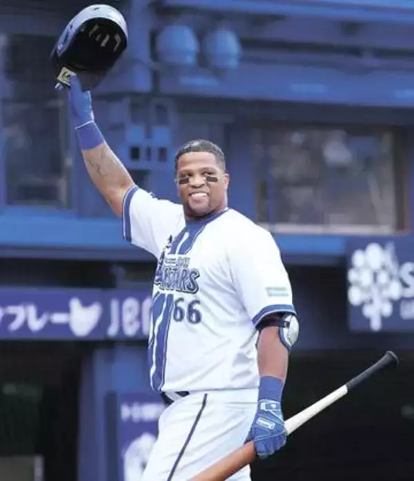 DeNAビシエドが現役引退「すべての皆さんに感謝」　シーズン途中は異例