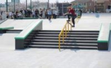 相模原のスケートボード「聖地」が30日にリニューアルオープン　金メダリスト吉沢恋選手が滑走「障害物が魅力」