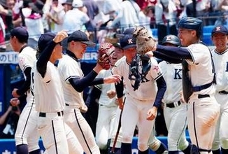 鎌倉学園の躍進支える鎌倉・岩瀬中優勝メンバー　当時のOB指導者や保護者ら喜び