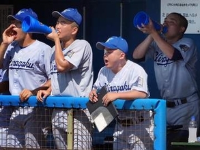 【高校野球神奈川大会】目の疾患で眼帯付け…平塚学園の記録員・倉科さん、熱いハートでナイン支え
