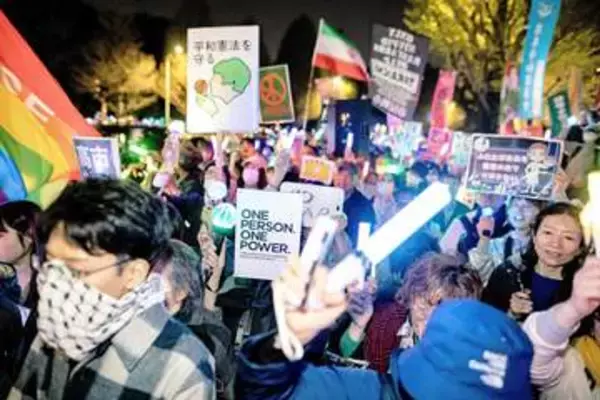 「平和憲法、日本の宝」全国150カ所で反戦デモ　国会前に3万人結集