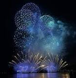 「逗子海岸花火大会、打ち上げ開始10分前倒し　横浜の台船火災受け安全対策」の画像1