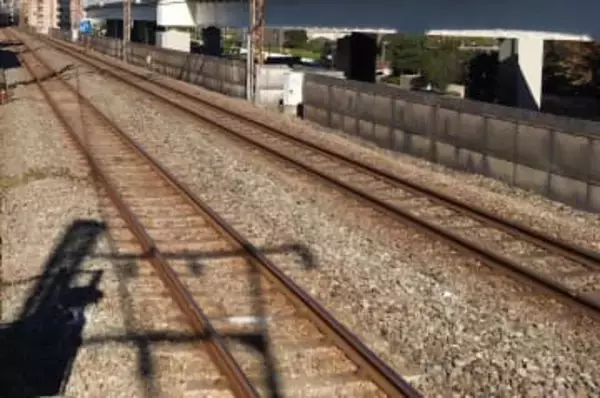 JR保土ケ谷駅で人身事故　横須賀線と東海道線、湘南新宿ラインで一時運転見合わせ