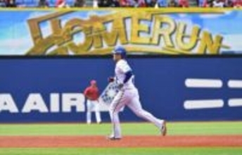 【DeNA】筒香嘉智がオープン戦初アーチ、広島・森下の直球を逆方向に　相川監督称賛の一打