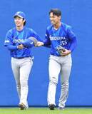 「【DeNA】小針大輝が好アピール　高卒2年目、闘志全開で好捕「根性っす」」の画像1