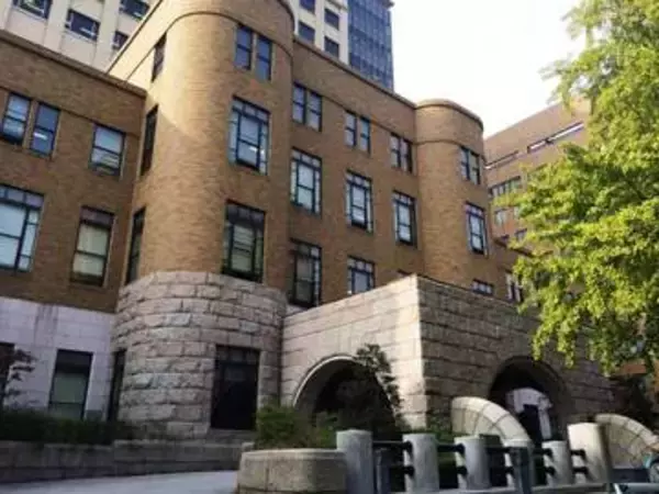 偽造ID使い米軍横須賀基地侵入　元商社員の被告に拘禁刑10月求刑　初公判で起訴内容認める　時には妻やペットも