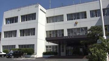 門司区“酒気帯び”でコンビニに車突っ込む