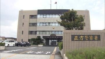 鞍手町住宅火災　のどにやけどの男女2人を搬送