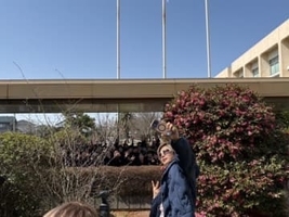 ＧＡＣＫＴが卒業式にサプライズ登場　今月閉校の高校で熱唱