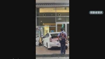ＪＲ博多南駅ビル自販機にタクシー衝突　８３歳運転手「ブレーキ壊れていた」