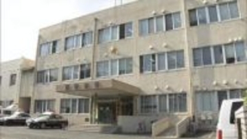“酒気帯び運転”で男を逮捕　両親も後部座席に