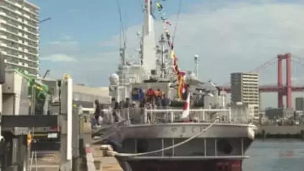 若松みなと祭り　働く乗り物・お仕事体験・五平太ばやしで盛り上がる