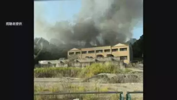 焼け跡に１人の遺体　田川市で住宅など燃える火事