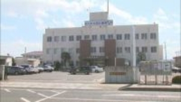 横断歩道を渡っていた自転車が乗用車にはねられる　伊達市梁川町の国道　男性（70代）がけが（福島）