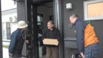 「新年をあたたかく迎えて」会津若松市で高齢者世帯におせちの食材配布（福島）