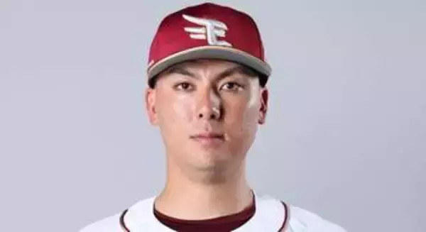 楽天イーグルス　村林のホームランで接戦を制し４連勝　首位ソフトバンクに０．５差と迫る　１５日