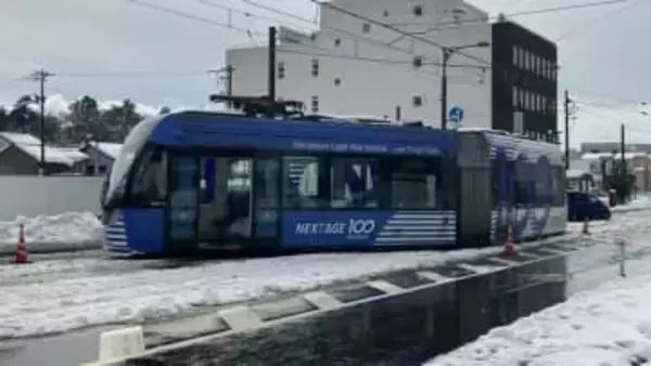 万葉線で回送車両が脱線し区間運休　けが人なし