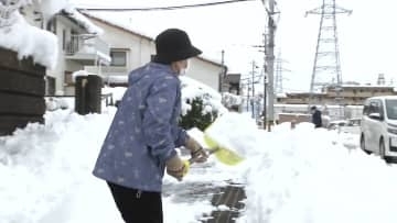 雪弱まるも　路面悪化でスリップ事故相次ぐ　富山