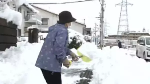 雪弱まるも　路面悪化でスリップ事故相次ぐ　富山