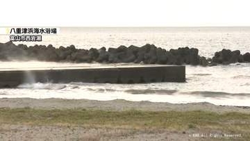 男子中学生が溺れ　救助も死亡確認　富山市の海水浴場