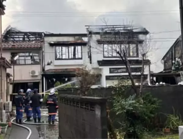 【富山】滑川市で住宅火災　火元とみられる住宅の男性と連絡が取れず　元日未明の火事