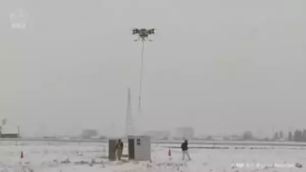 最大80キロを運ぶ「空飛ぶトラック」　新型ドローン発表　滑川市