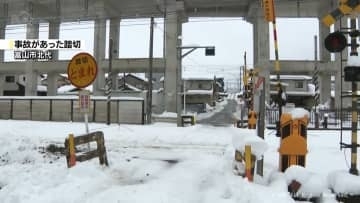 上下計２２本が運休　あいの風とやま鉄道　富山市の踏切事故でダイヤ乱れ