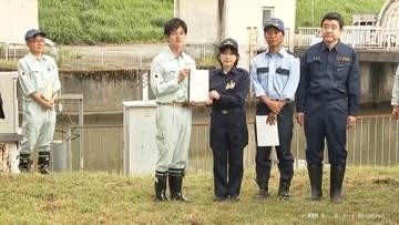 鈴木農水相　大雨被災の氷見市を視察