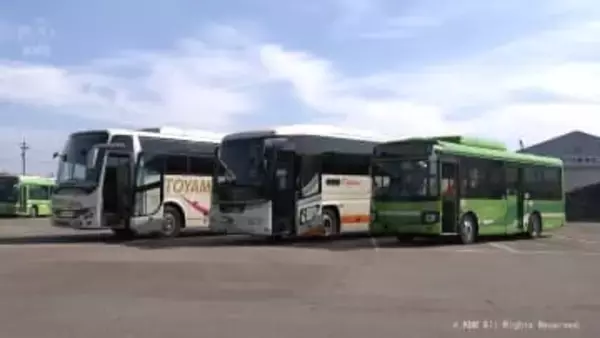 大型バス運転手の仕事を知って　県内のバス会社が見学会　富山