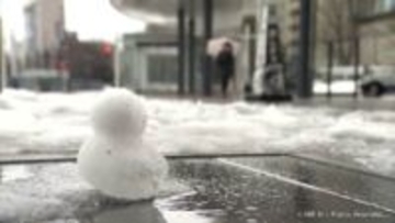 落雷や突風　雪崩に注意　雨や雪の富山県内