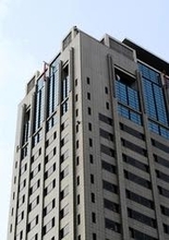 詐欺容疑で稲川会系組員ら逮捕　短期賃貸マンションを不正契約か　兵庫県警