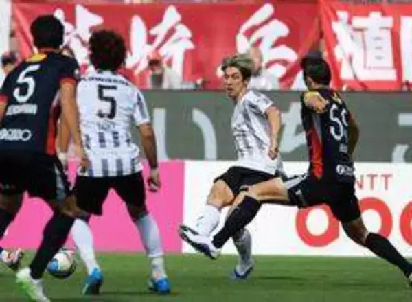 ヴィッセル神戸が百年構想リーグV　2季ぶりタイトル奪還　鹿島に2戦合計5-2で制す