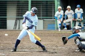 秋季兵庫県高校野球第4日　東洋大姫路、報徳が16強入り　西宮苦楽園は2勝目