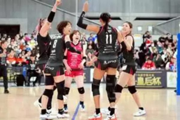 ヴィクトリーナ姫路が4強に　SAGA久光にストレート勝ち　バレー皇后杯