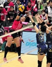 ヴィクトリーナ姫路が5連勝　岡山にストレート勝ち　バレーSVリーグ
