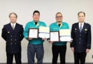 テレビ番組がヒントに、真冬の海から男性救助　職場のあり合わせ機材活用　運送会社の2人