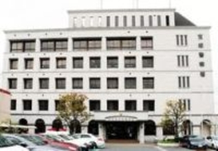 知人宅で娘の裸を撮影容疑、札幌の43歳男を再逮捕　「1回しか思い出せない」と一部否認　宝塚署