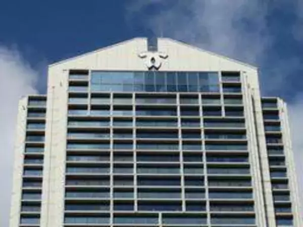 神戸・三宮の居酒屋で食中毒　男女13人が下痢、嘔吐などの症状　21日に利用した4グループで確認