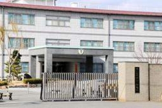 大型トラックの整備怠った2人を減給1カ月　陸自千僧駐屯地　ブレーキ利かず壁に衝突し発覚