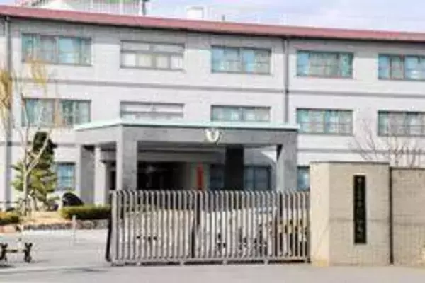 大型トラックの整備怠った2人を減給1カ月　陸自千僧駐屯地　ブレーキ利かず壁に衝突し発覚
