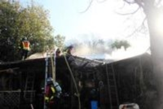 平屋の民家から出火、中にはまきストーブ　前日に煙突掃除したばかり　兵庫・三木市