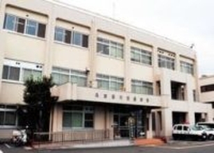 兵庫など7府県のネットカフェで置引、27件の被害確認　窃盗容疑で33歳男を逮捕、送検　川西署