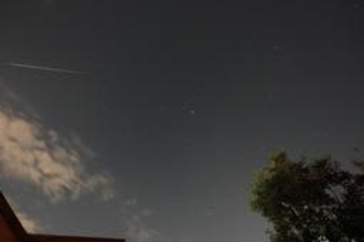 冬の夜空にきらり　ふたご座流星群が出現ピーク　明石・天文科学館長「明るい木星を目印に」