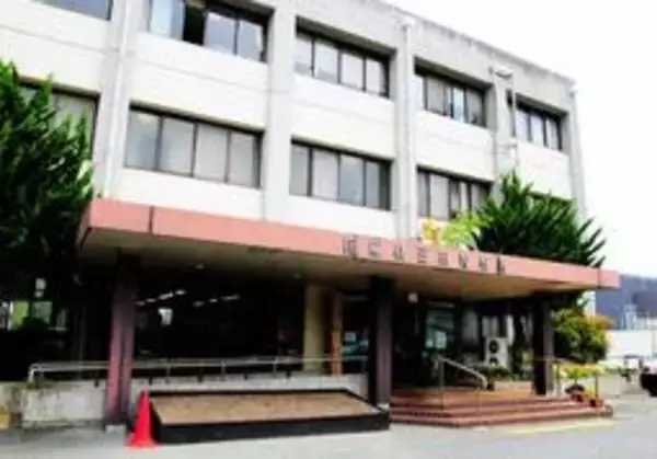 JR車内で19歳女性が下半身触られる　駅員に通報し110番　不同意わいせつ容疑で捜査、三田署