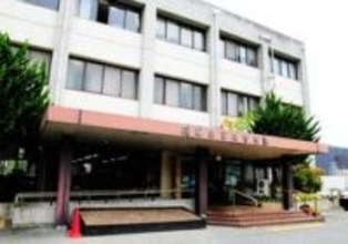 JR車内で19歳女性が下半身触られる　駅員に通報し110番　不同意わいせつ容疑で捜査、三田署