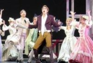 永久輝せあ「体感し表現」激しい恋や作家の苦悩　宝塚歌劇団花組「Goethe!」大阪で上演