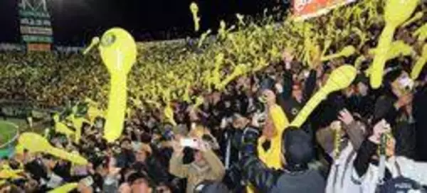 7年ぶりのジェット風船、ナイン後押し　阪神、甲子園での今季初戦　始球式に「あいみょん」登場