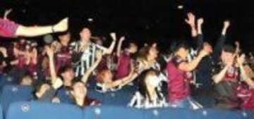 ヴィッセル神戸、ACLE敗退　三宮のPVに400人　不眠のサポーター、願い届かず「悔しさ今後の力に」